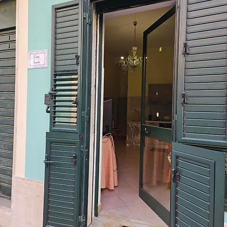 Casa Nicole - Taormina شقة *